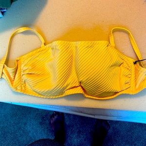 Shade & shore bikini top.